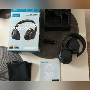 Anker Soundcore Life Q20 Wireless Headphones - Black